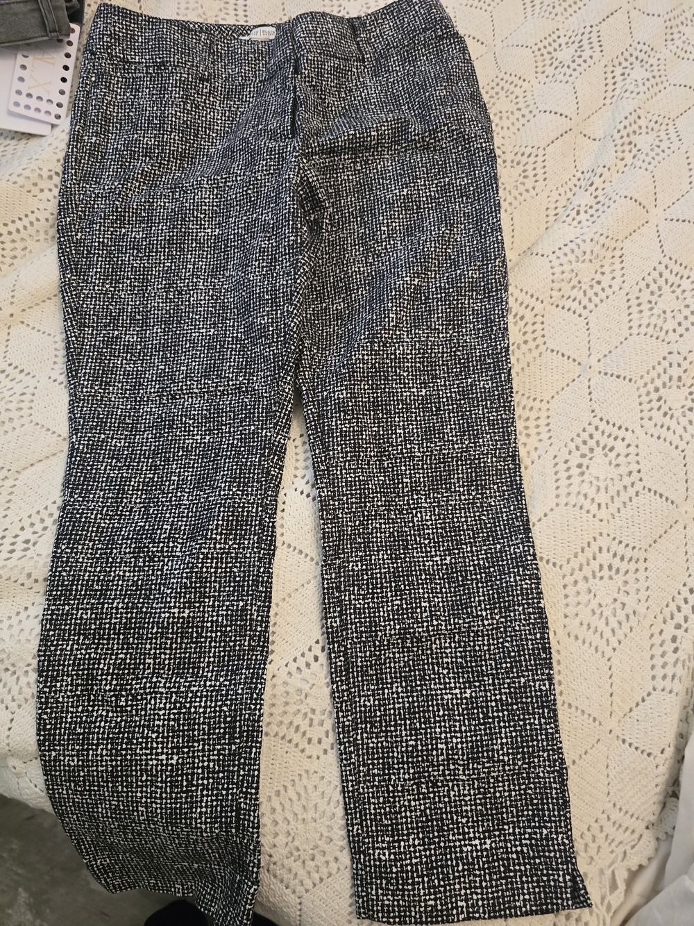 White House Black Market Black & White Textured Straight-Leg Pants